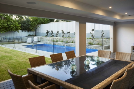 Glass pool fencing 